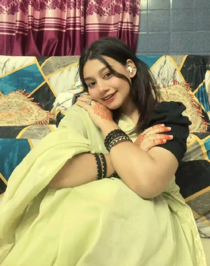 Pooja Independent Call Girls Viman Nagar